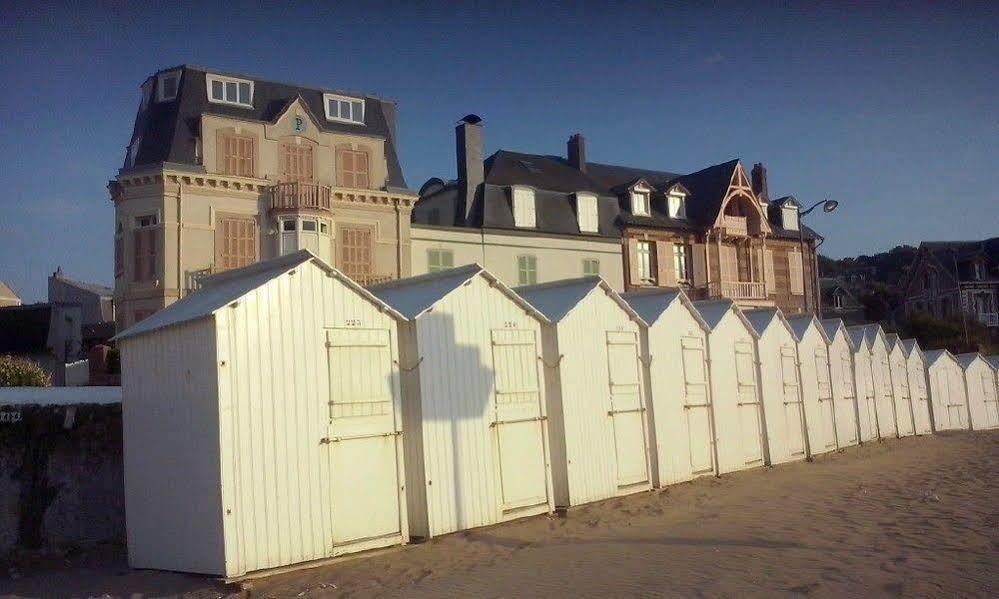 Hotel Des Falaises Villers-sur-Mer Exterior photo